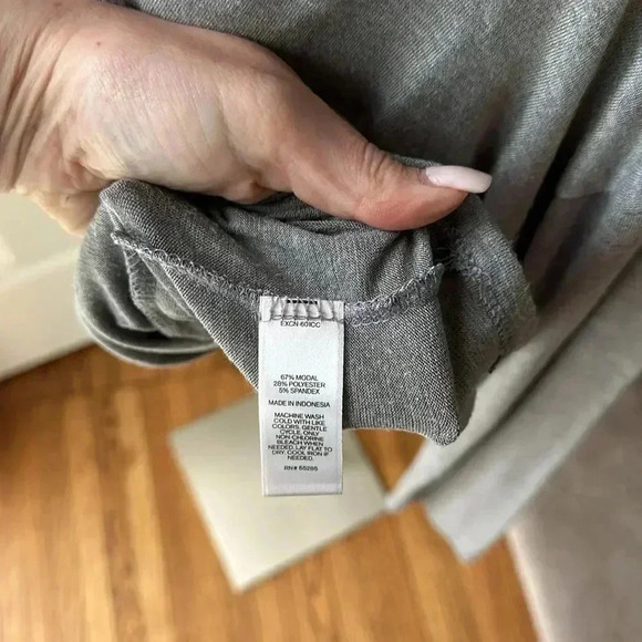 Size S One Eleven by Express long sleeve gray tie front top - Picture 5 of 5